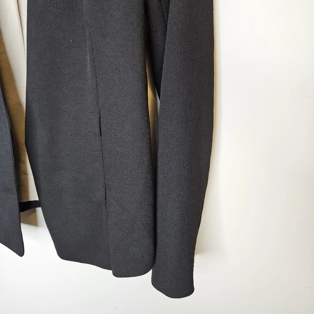 Aritzia Babaton Keith Blazer Jacket Sz 2 Open Front Black Minimalist Corporate - Picture 7 of 14